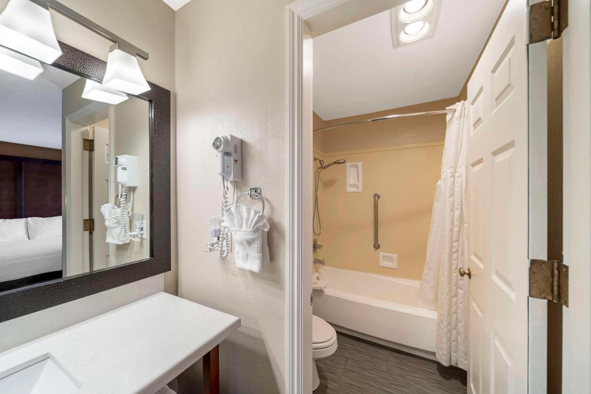 Comfort Suites Red Bluff Near I-5 Exteriör bild